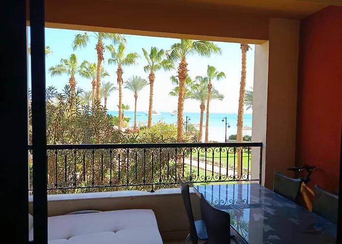 Sea Front 2 Bedrooms In Esplanada *