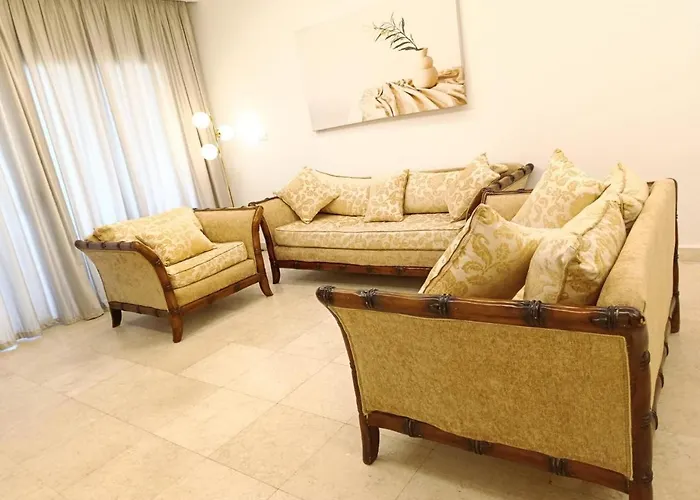 Sea Front 2 Bedrooms In Esplanada